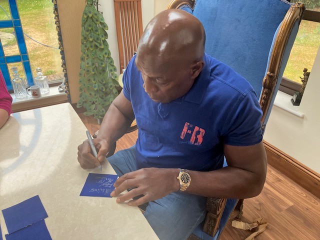 Morning so to Gloucestershire and Chipping Sodbury last night great show loverly people. The weather today dictates all we want to do!!!  I have been signing again and have 10 actual canvas (from the ring) presentation's from my World Championship fight ideal for Fathers day and