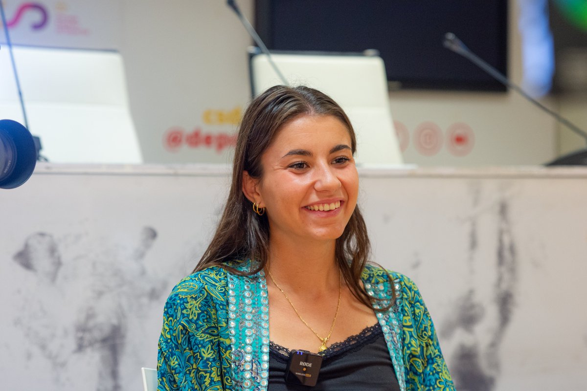 🔴 Nueva entrevista exclusiva: Lucía Redondo (<a href="/luciaaredondo/">Lucía 💌</a> )es una de las referencias de la marcha atlética joven de nuestro país.

👉 Campeona de España en todas las categorías inferiores.

👉 Y medallista sénior absoluta con la selección española.

👇
youtu.be/-Me0d--nb1k
