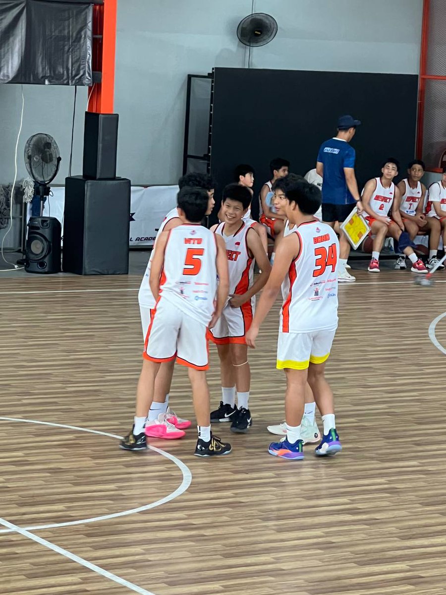 AcotCoach's tweet image. Thank you @respectbasketballacademy for the collaboration with @philippineyouthdreamers

#pydgoestoindonesia #kawinners #throwback #gobacksaturdayfever #itoangbuhaycoach #sbp #pyd
