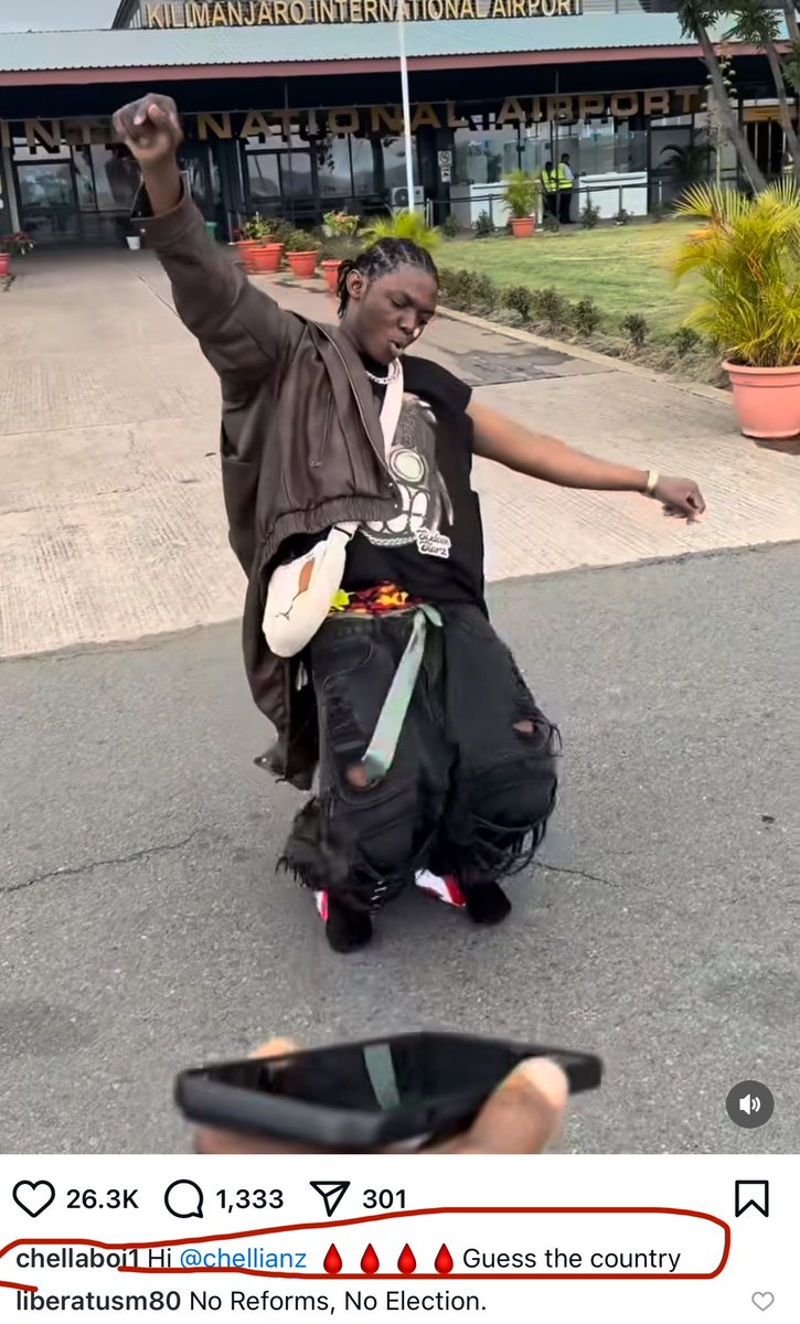 HildaNewton21's tweet photo. Msanii kutoka Nigeria akielekea Tanzania amepost “Guess the country” akiwa KIA … kajaziwa comments zinasema No Reforms, No Elction.

Msanii huyu ameingia hofu na ame-record video akiuliza what’s No Reforms, No Election?

Anasema “I’m scared my comment section a lot of No Reforms, No Election”. What’s #NoReformsNoElection ?
