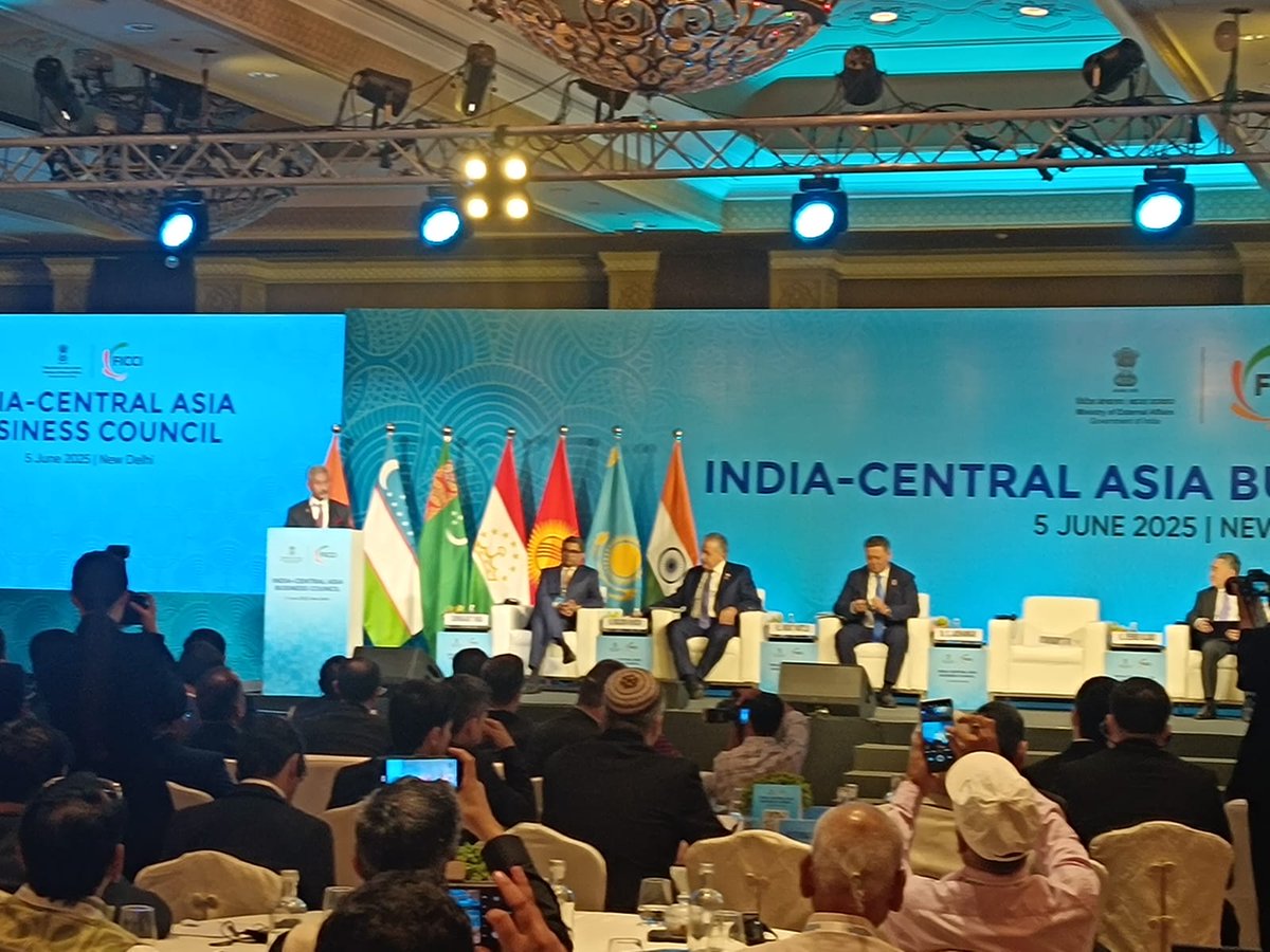 AshishNaco's tweet photo. Proud to attend @IndiCentralAsia Business Council meet in Delhi on 27 Jun hosted by @FICCI &amp; @MEAIndia. Hon'ble Minister @DrSJaishankar led discussions on India’s ties with Central Asia. Grateful for insights on cooperation, roadmap @collaboration @partnership trade @healthcare https://t.co/Bb3rGmaklI