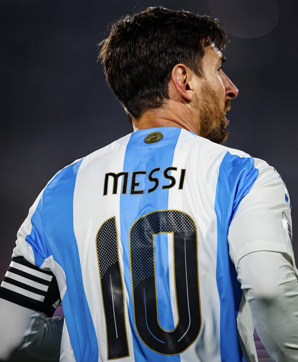 Leo Messi 🔟 Fan Club (@wearemessi) on Twitter photo 