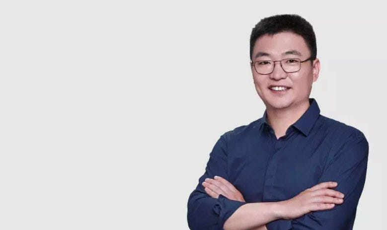 0xCheshire's tweet photo. 他最喜欢扎克伯格说的一句话：

“不冒险是最大的风险。但冒险+风控，才完美。”

可惜，他终究没做到后半句。

这不是一部传奇的终点，而是一则关于贪婪、杠杆与监管的警示录。

欢迎来到币圈现实世界。 https://t.co/oaEGneJ2an