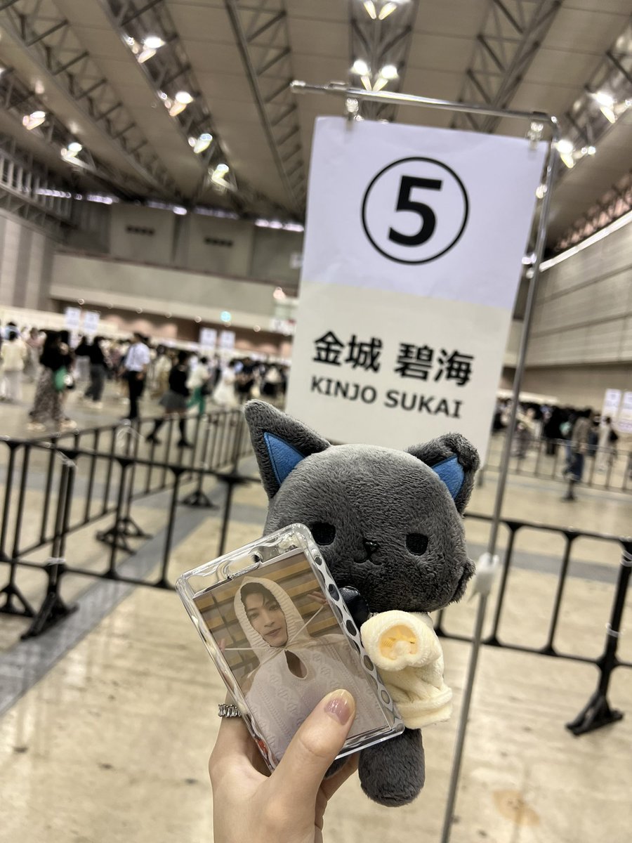 skyjam_icanfly's tweet photo. 初オフラ伝えたいこと伝えられてホッとしてしまい、もう一つ言いたかった事忘れてて間ができちゃった時に、
すちが『このあと何もない？』って話振ってくれたのにテンパって『何もないですっ！😂』って断言してお時間になってしまったので
せっかくならとすちのモッパン聖地を堪能してきた🤓
#金城碧海 https://t.co/XSRr24JP3X