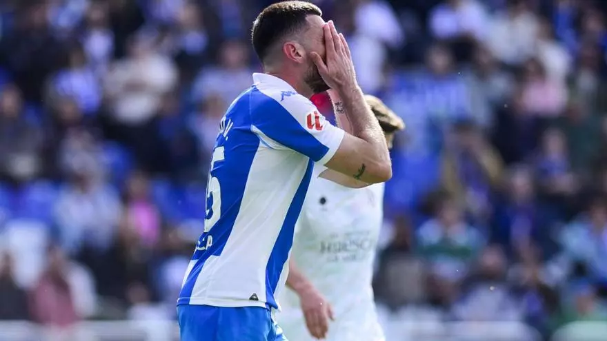 ❌ El Dépor 𝐧𝐨 𝐫𝐞𝐧𝐨𝐯𝐚𝐫𝐚́ 𝐚 𝐏𝐚𝐛𝐥𝐨 𝐕𝐚́𝐳𝐪𝐮𝐞𝐳. 

🔍 El jugador estaría explorando el mercado para encontrar un club que apueste por él. 

➡️ El Dépor fichará a 2-3 centrales en este mercado. 

📰 <a href="/laopinioncoruna/">La Opinión A Coruña</a>