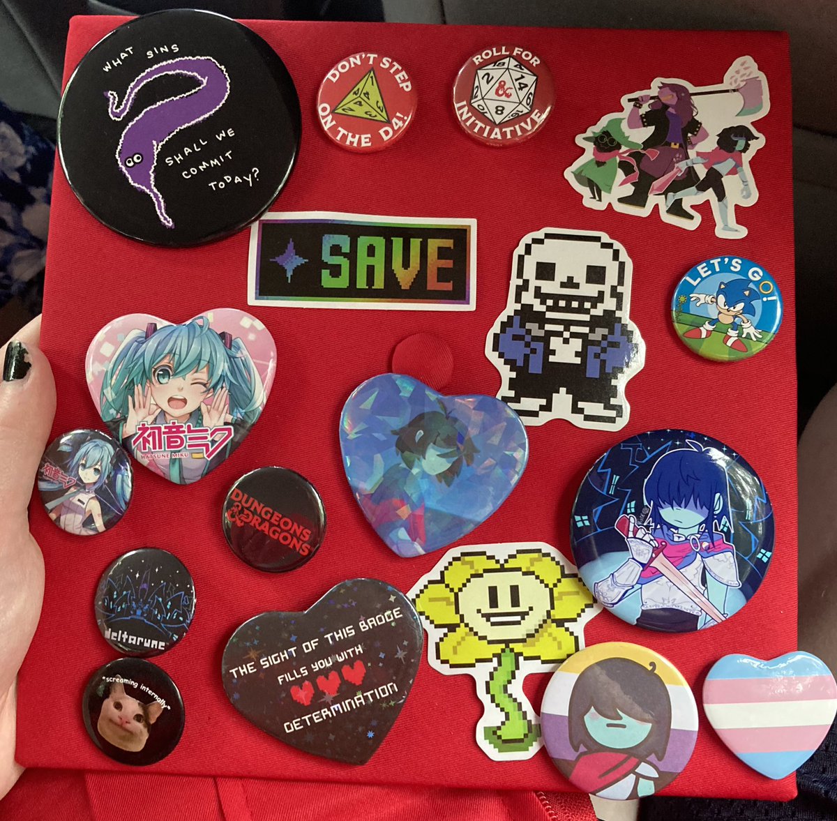 My graduation cap 🔥🔥🔥🔥
It’s mostly Undertale and Deltarune because well, I mean cmon. But there’s also Miku, Sonic, and DnD stuff. 
Anyways graduation is getting in my way of playing Deltarune and I’m not happy about it. I have already been spoiled several times online 👎