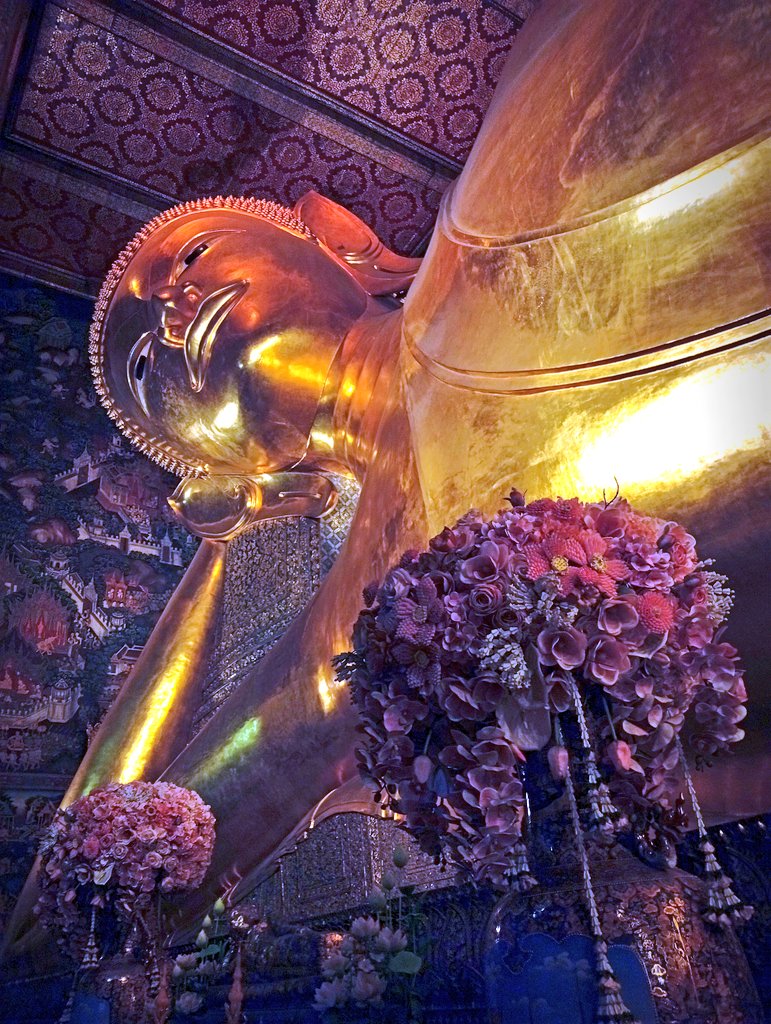 วัดที่มีนักท่องเที่ยวนิยมมาชมกันมาก รองจาก พระบรมมหาราชวัง #มือถือกับการเที่ยววัดในกรุงเทพ #ส่องกล้องมองละโว้ #วัดสวยในกรุงเทพ  #วัดโพธิ์