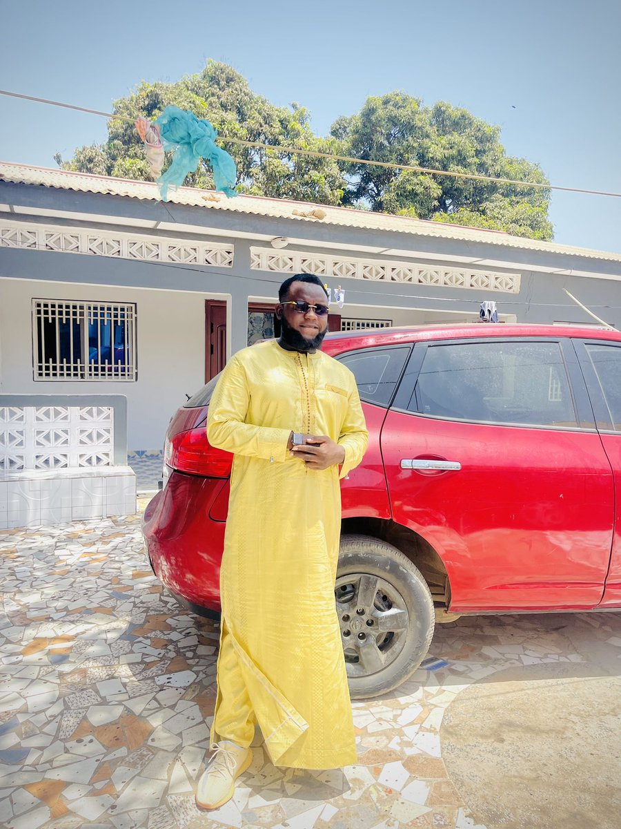 AnsumanaCamara7's tweet photo. Eid Mubarak everyone 🎉❤️ #SunjTobaski220 #Sunutabaski #EidAlAdha https://t.co/GhBXuIlrAe
