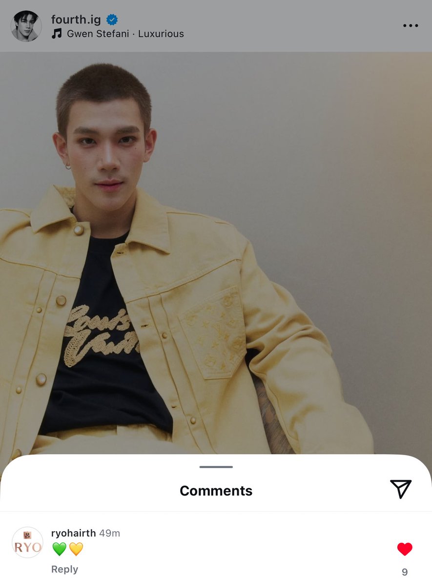 พี่เรียวมาคอมเม้นโพสต์ LV Boy น้องโฟ้ดนินา น่าร้ากสุบๆไปเลย 😳

<a href="/tawattannn/">FOURTH</a> 
#LouisVuitton <a href="/LouisVuitton/">Louis Vuitton</a> 
#Fourthnattawat #โฟร์ทณัฐวรรธน์