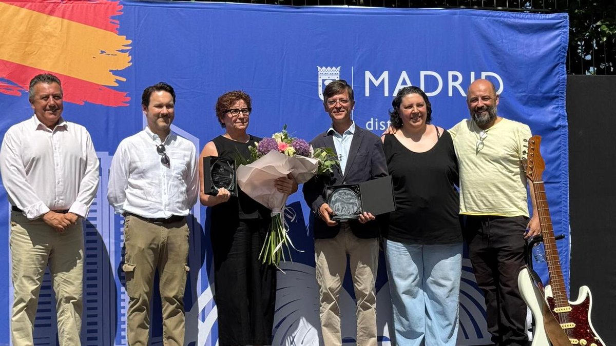 JMD Fuencarral (@jmdfuencarral) on Twitter photo 🎉Comenzamos las fiestas del barrio de Peñagrande con nuestra pregonera la atleta Maite Zúñiga, que ha asegurado que “Madrid ha hecho de mí lo que soy”
📢El concejal <a href="/Mtnezparamo/">José A Mtnez Páramo</a> ha asistido al pistoletazo de salida de estos festejos
👉informate.madrid.es/iul172 🎉Comenzamos las fiestas del barrio de Peñagrande con nuestra pregonera la atleta Maite Zúñiga, que ha asegurado que “Madrid ha hecho de mí lo que soy”
📢El concejal <a href="/Mtnezparamo/">José A Mtnez Páramo</a> ha asistido al pistoletazo de salida de estos festejos
👉informate.madrid.es/iul172