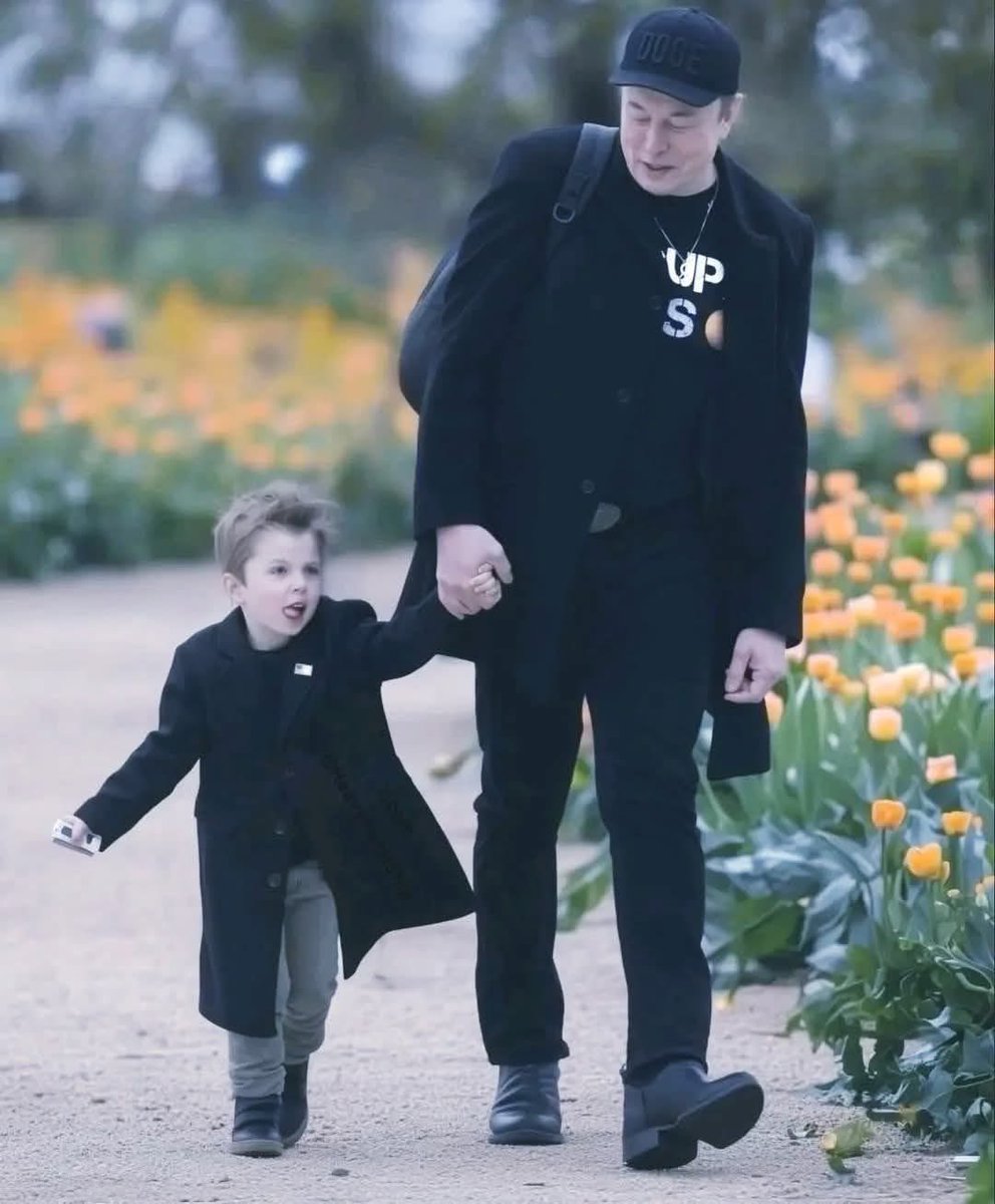 Do you enjoy seeing me with my son ?

Yes or No