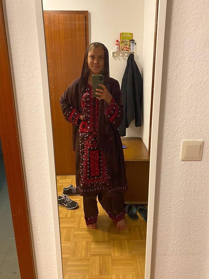 JaurJavav's tweet photo. Heros dont wear capes they wear keffiyeh, @GretaThunberg @GazaFFlotilla  🍉 🇵🇸 ❤️ https://t.co/7RyxYbBI8T