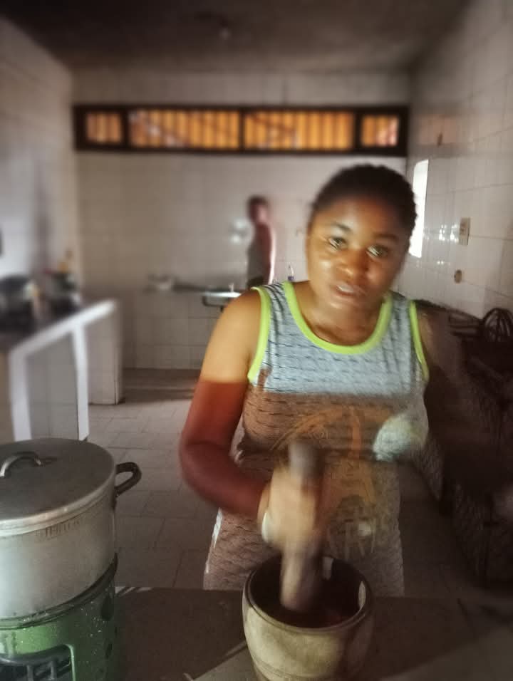 SurvivorAm99001's tweet image. That little routine sparked something bigger, and here we are today still cooking, still capturing. 

Trusting God in all things 💪🏻

#TBT #HumbleBeginnings #ChefInTheMaking