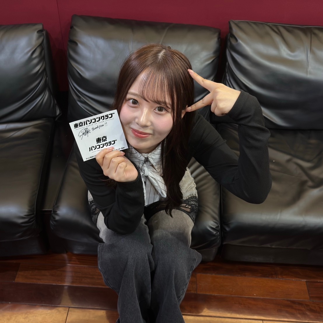 【FF11回配信中 #東京パソコンクラブ  】
乃木坂46 佐藤璃果さんサイン入り！
番組ステッカーを3⃣名様にプレゼント！
①当アカウントをフォロー
②この投稿をRT
③TVerのお気に入り登録↓
tver.jp/episodes/epkve…
🙏↑再生もぜひお願いします🙏
#乃木坂46 #佐藤璃果