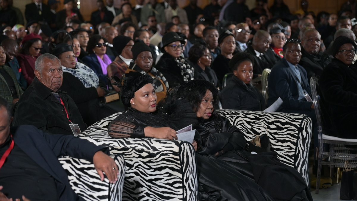 Presley's wife, Charlaine Chweneyagae remembers her husband as a fun-loving and kind-hearted man.

Read more: <a href="/DailysunCelebs/">Daily Sun Entertainment News</a> <a href="/dailysunsa/">Daily Sun</a> 

#RIPPresleyChweneyagae #presley #PresleyFuneral