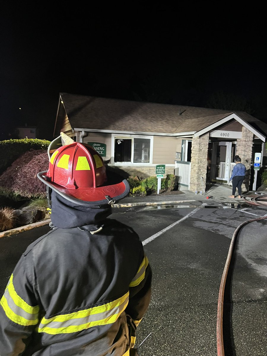 Skyway Fire (KCFD20) tweet media