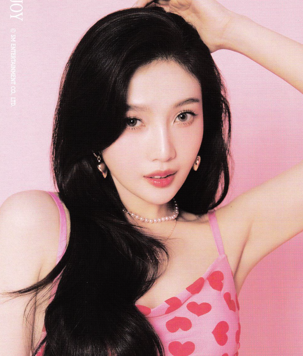 AboutMusicYT's tweet photo. Red Velvet's Joy is currently preparing for her solo album, scheduled to be released this summer. https://t.co/2gZJBqfARp