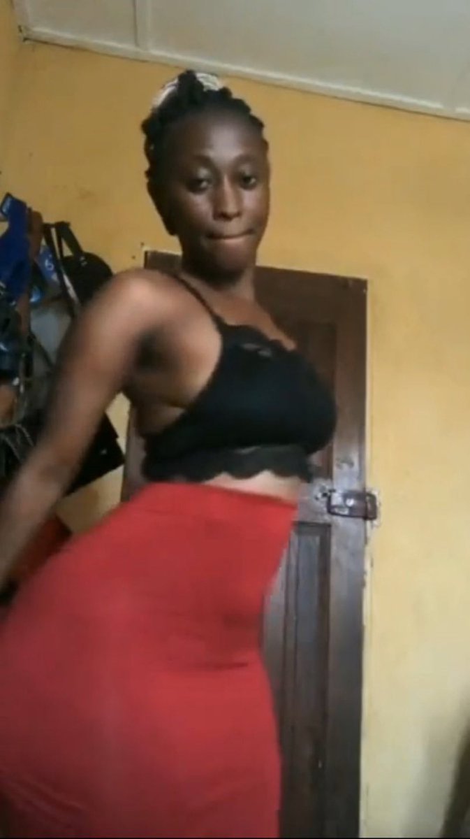Rodrygo and Mbadi aside; Umeona video ya huyu maid akilambisha boss wake asali na style ingine Noma uweeeh😱🫢
Check full leak video comment section 👇