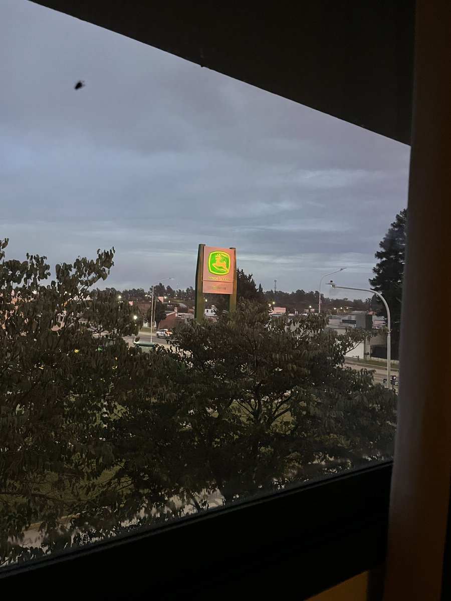 Amaneciendo en el Farmwest americano…! …podría ser pero es en la gloriosa Marcos Juárez.