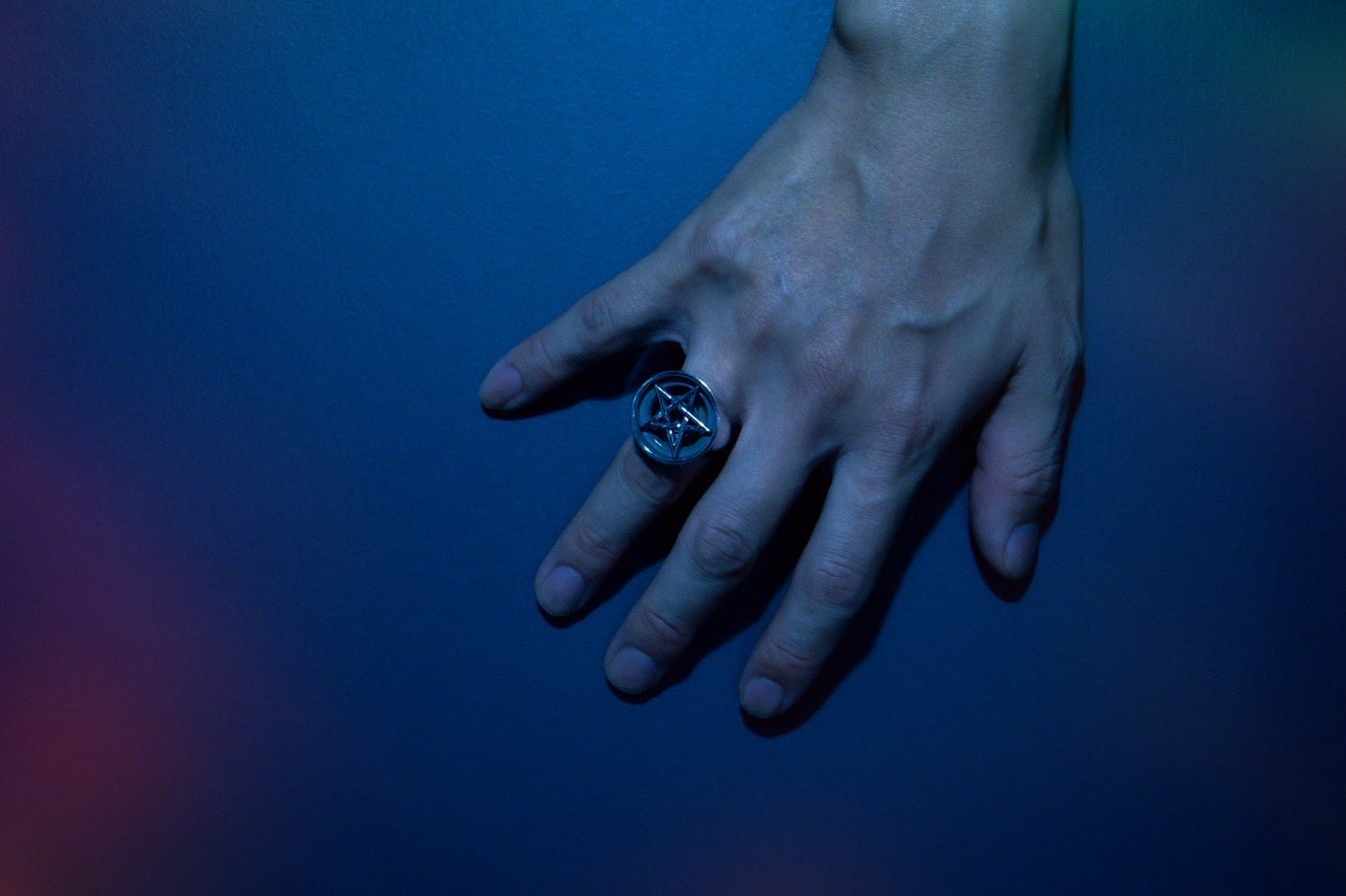 Nil:GRAVE (@nil_HG) / X