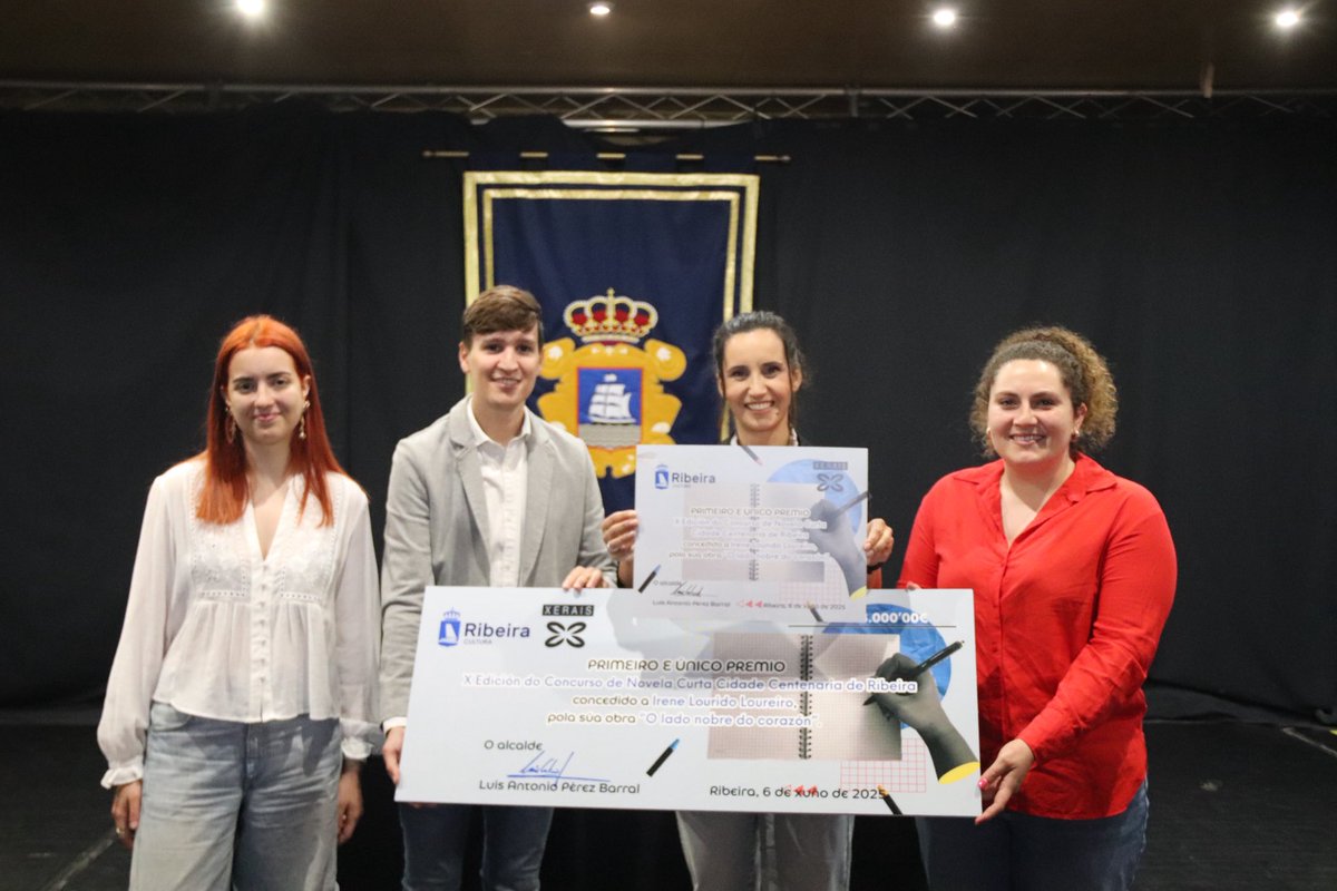 Parabéns a Irene Lourido que gaña o X Concurso de Novela Curta Cidade de #Ribeira.

✍️ Irene estréase como escritora e faino pola porta grande tendo este premio co que pretendemos respaldar o sistema literario galego e poñer en valor a lingua galega.