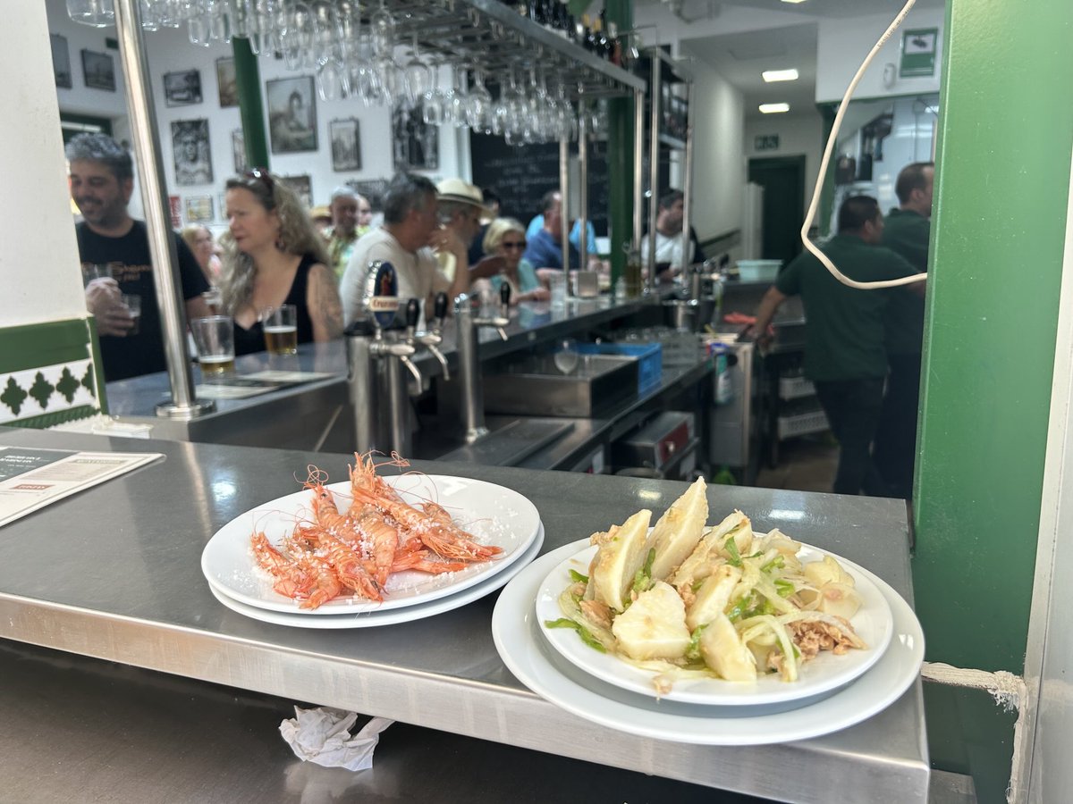 Only one spot for lunch on my last day.  Think Borough Market 20 years ago before it got “discovered”