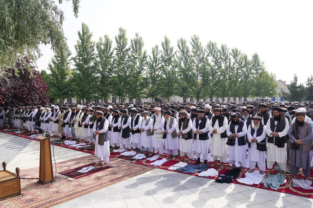 يا الله جل جلاله دغه صف د بنيان مرصوص په شان سره متحد او متفق ولرې 
يا الله جل جلاله که به کوم نقصانات پکښې وي ته يه لري کړې