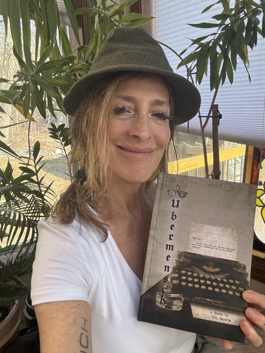 dl_scarpe's tweet image. Today's the day. My first official author event. I'm taking Übermensch on a road trip to the Sullivan County Museum in Hurleyville, NY, to participate in the Sullivan County Historical Society's Book Fair. Look for me there. I'll be the one resembling a Q-tip because my hair will…