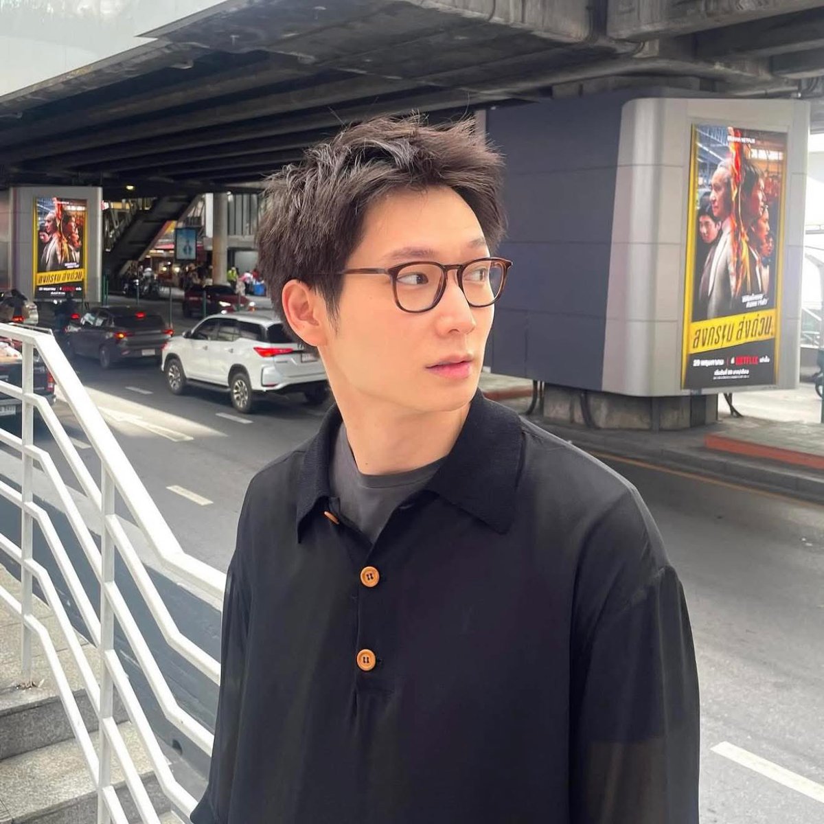 อย่าเพิ่งคิดว่าตัวเองไม่หล่อ ให้ลองอาบน้ำเช็ตผมดูก่อน