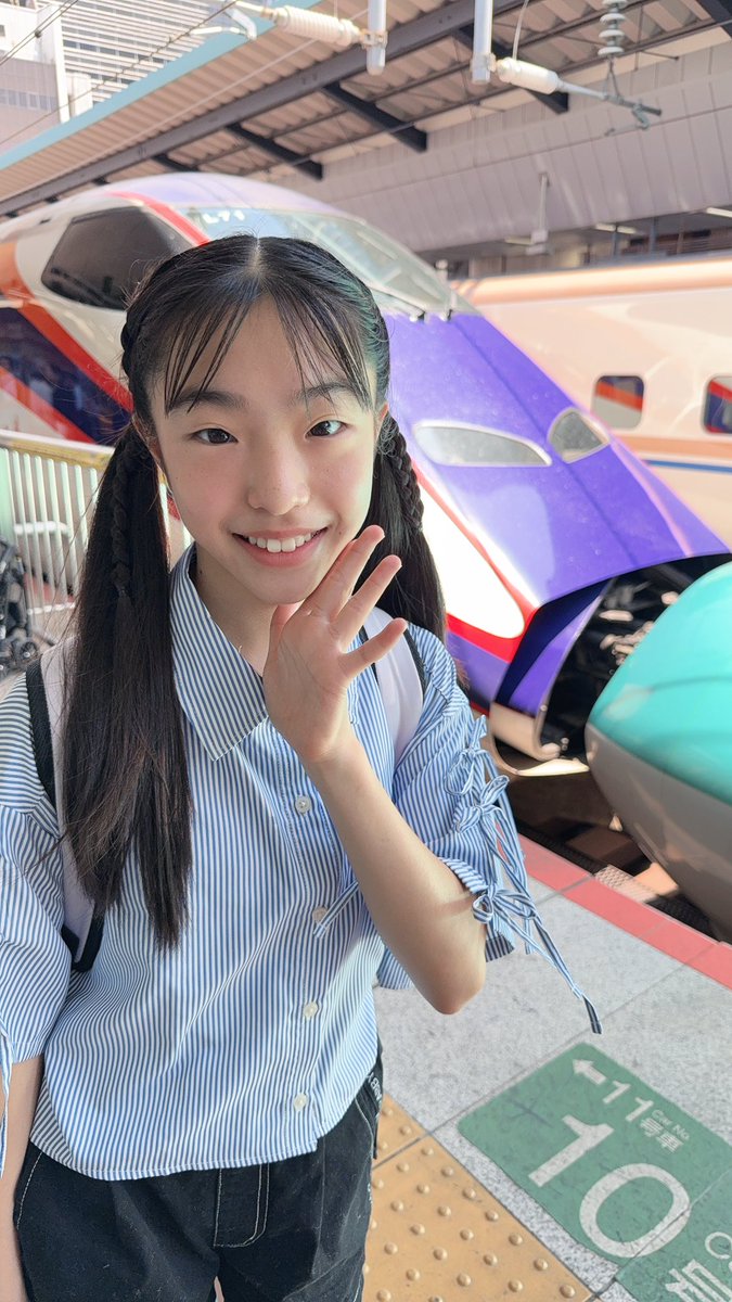 新幹線で移動完了🚄

⭐️星の降る時⭐️
山形公演は、明日（8日）1日限り❣️
やまぎん県民ホールです。
stage.parco.jp/program/tillth… 

#星の降る時 #山形 #やまぎん県民ほーる