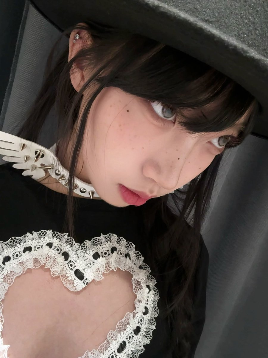 아가군 (@ajiaanotherone) on Twitter photo 