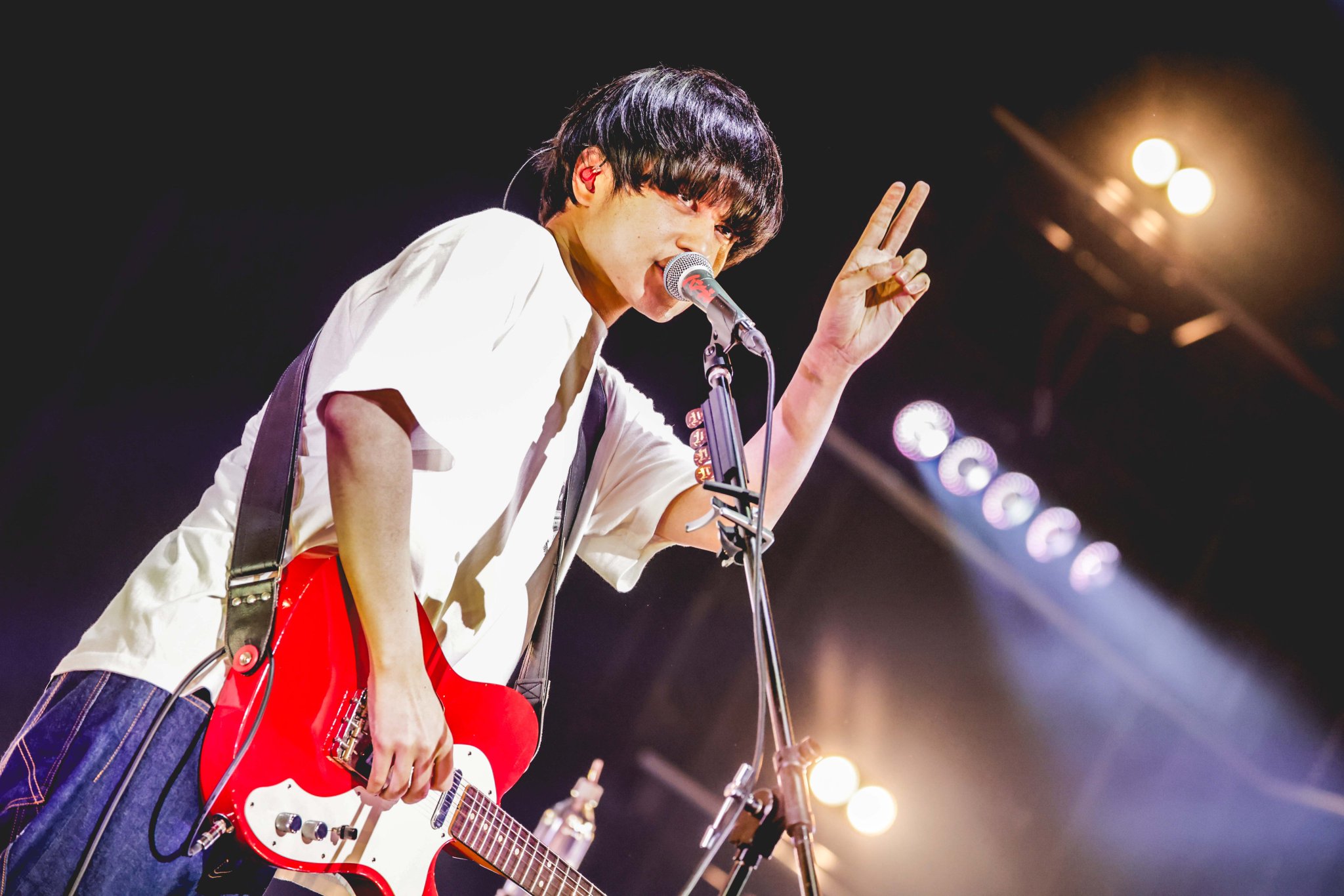 FM802 on X: 