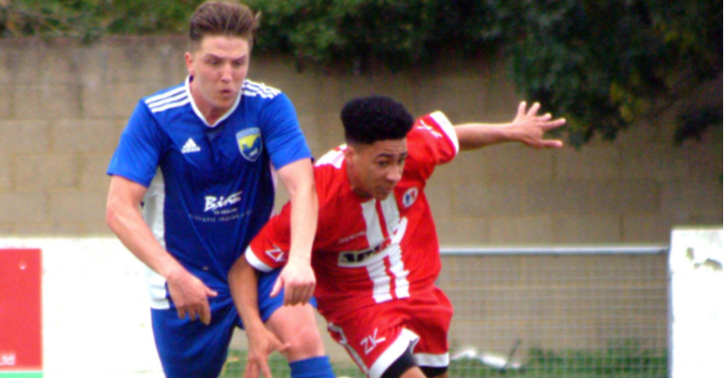 ReadingCityFC's tweet photo. ๐โโ๏ธ Hands up if you can't wait to see @Cashin11 back in Blue & White ๐ตโช!
Our former Captain and Midfield Maestro, will be a vital cog both on & off the pitch during the 2025/26 Season! โ๏ธ๐ซก
#WelcomeBackAdam ๐
#ThePrideOfReading ๐ฆ