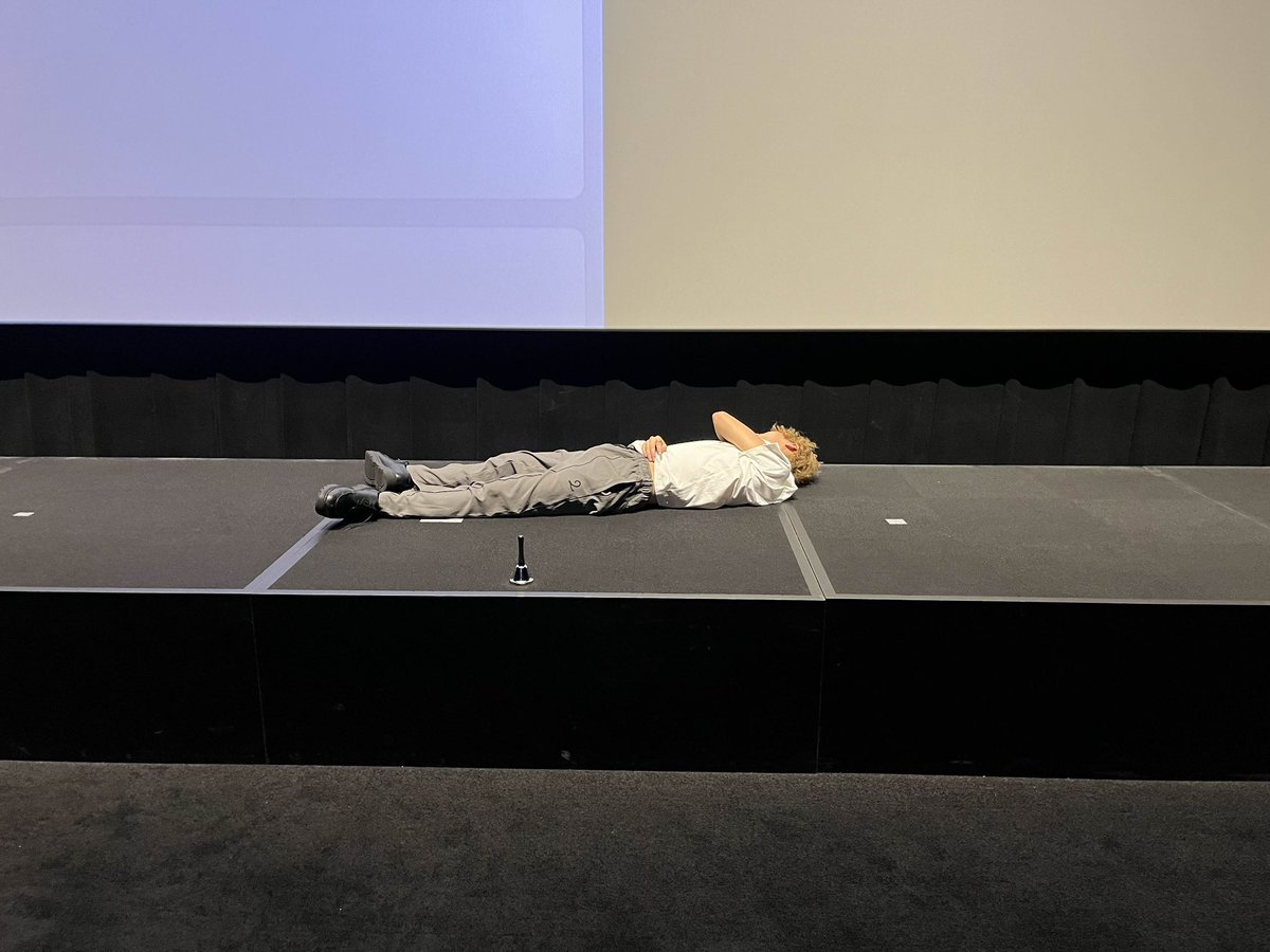 遅くなりましたが
大阪、福岡上映会ありがとうございました！

今日は札幌あざました！

 #映画館でだいにを観よう