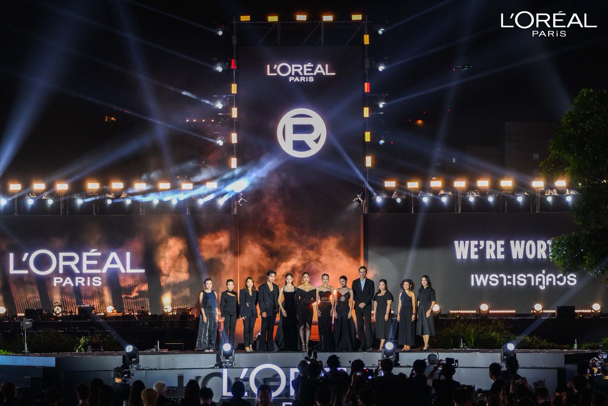 ภาพบรรยากาศงานสุดยิ่งใหญ่ L'Oréal Paris #WorthIt Event 2025
​
นำโดย ชมพู่, ณิชา, เจมีไนน์, เบ็คกี้ และมาดามแป้ง ร่วมด้วยเหล่า Women of Worth และเซเลบริตี้บน Red Carpet​
♥️ ขอบคุณทุกการรับชมและการมีส่วนร่วมผ่านทุกช่องทาง​ แล้วพบกันใหม่ปีหน้า​

#LOrealParisTH #LOrealParisTHWorthIt https://t.co/5oUulmZwTp