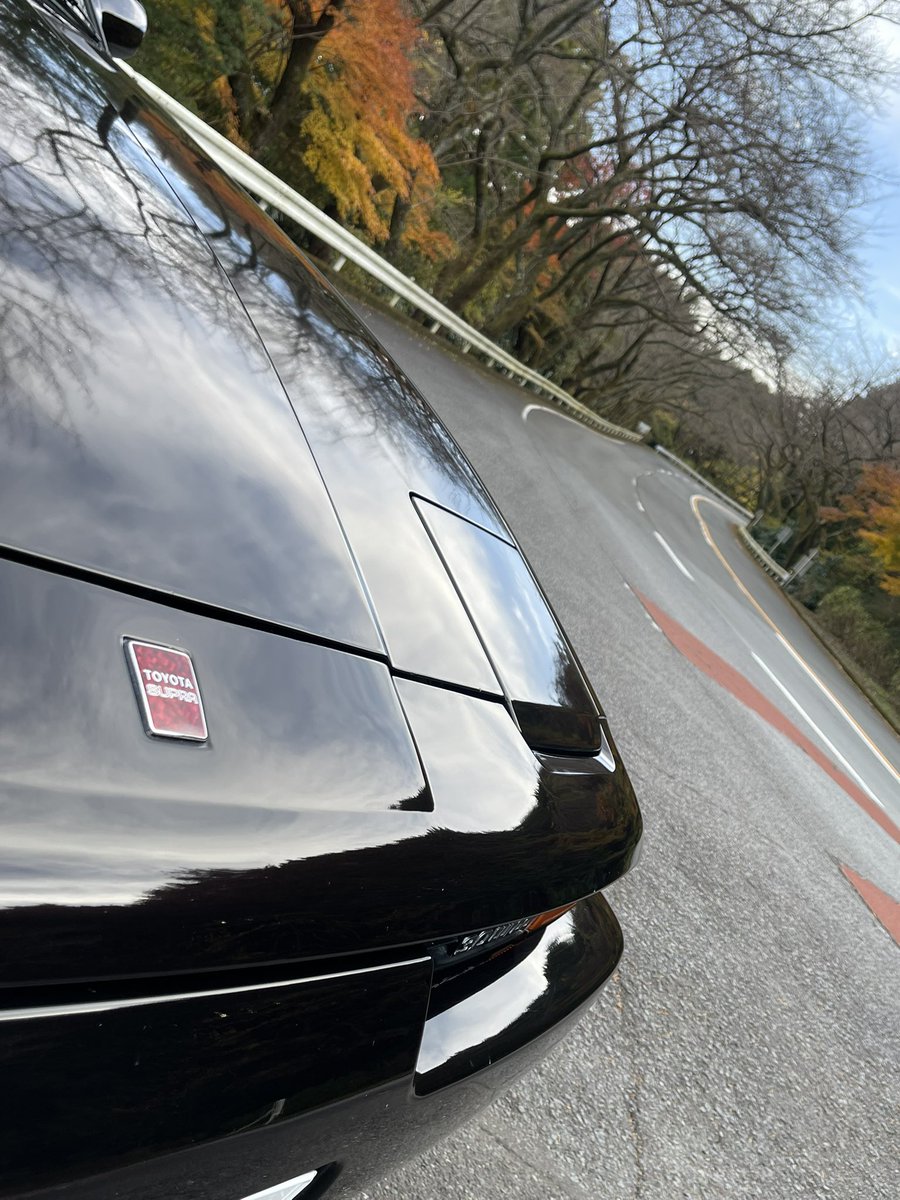 #クルマが好きでよかった
#70スープラ
ゲームからスポーツカーとスープラを知り、それから頭文字Dや様々な漫画などで旧車や色んな車を知り大好きになり、それから大人になり実際に70スープラに乗ることが出来ました✨

この界隈で様々な方の出会いもあり、車好きで良かったと常々思ってます😄