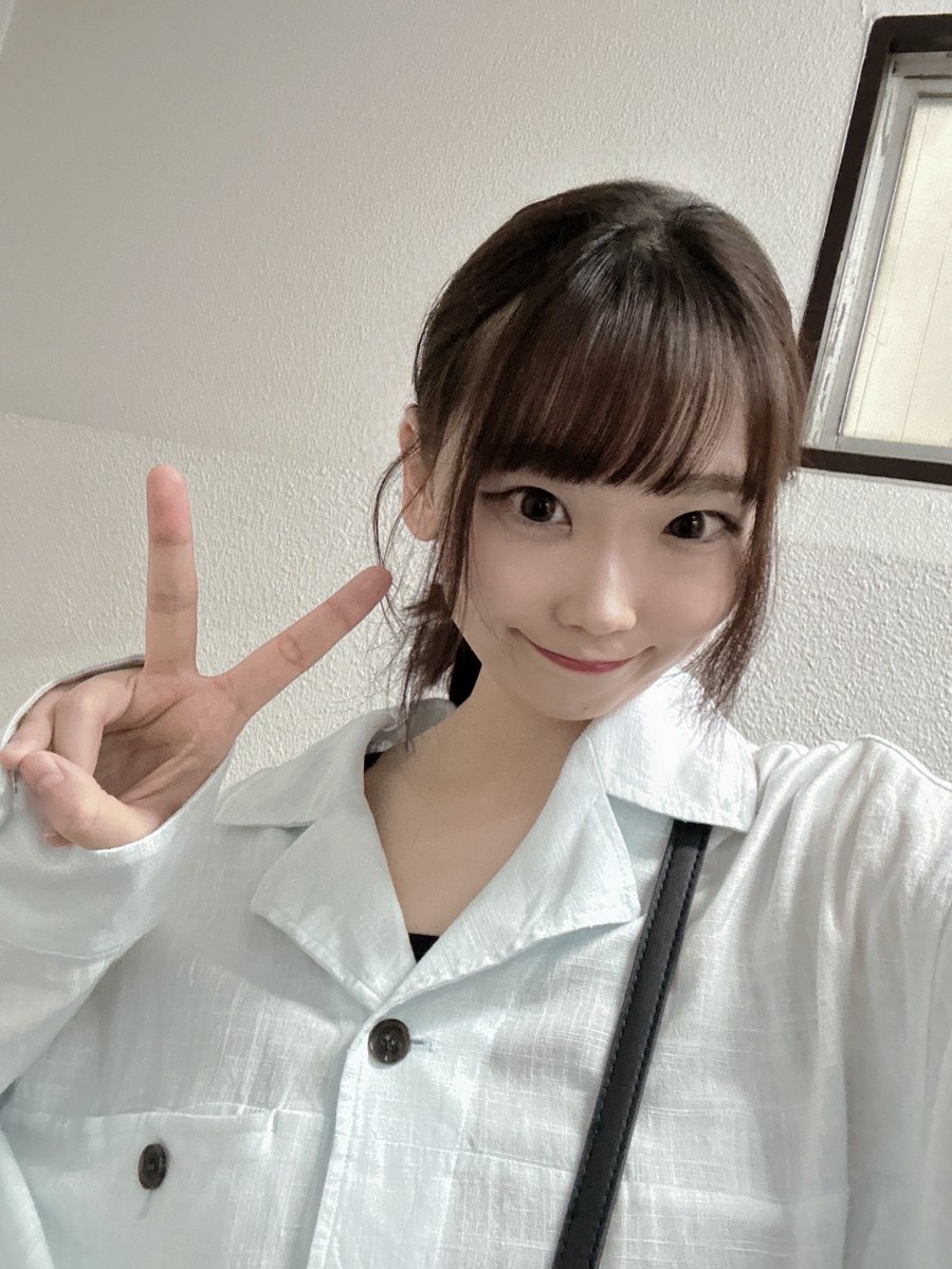 riu_rosetta's tweet image. こんばんわ
新大阪で用事してました🌙* :ﾟ
帰りにまたアイス買っちゃったんだけど
みんなも好きなアイスある？？🍨

#美少女図鑑
#あいすを愛す 
#みんなと繋がりたい 
#アイス