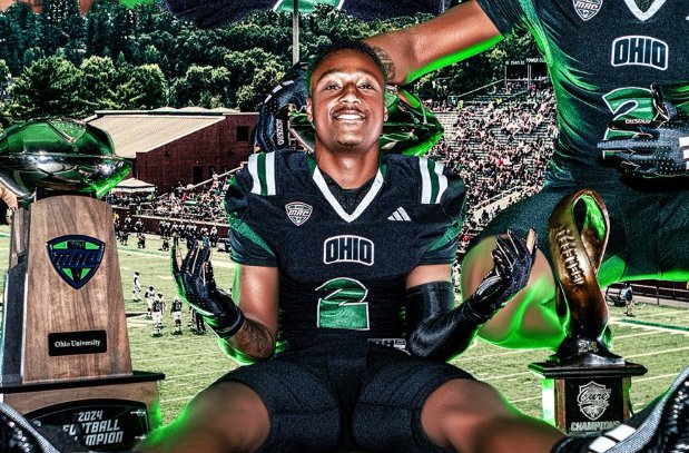 Timothy “EDGYTIM” OHalloran (@edgytim) on Twitter photo ICYMI: Hersey <a href="/Hersey_Football/">Hersey Football</a>
2026 3 star ranked ATH <a href="/brandon_j200/">Brandon Jenkins</a>
Brandon Jenkins recently gave Ohio his verbal commitment and breaks down his decision here edgytim.rivals.com/news/db-jenkin… ICYMI: Hersey <a href="/Hersey_Football/">Hersey Football</a>
2026 3 star ranked ATH <a href="/brandon_j200/">Brandon Jenkins</a>
Brandon Jenkins recently gave Ohio his verbal commitment and breaks down his decision here edgytim.rivals.com/news/db-jenkin…