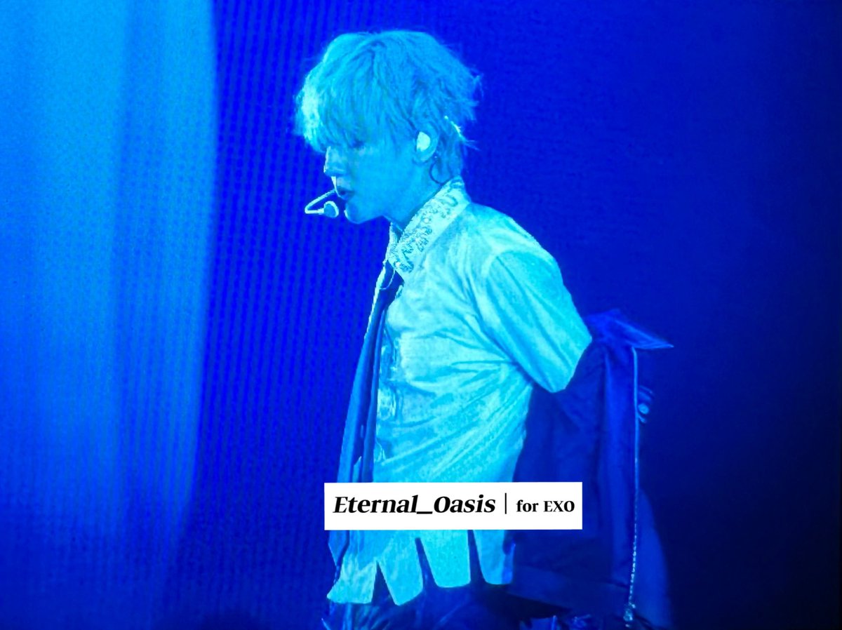 Eternal_Oasis's tweet photo. 250607 2025 BAEKHYUN WORLD TOUR 〈Reverie〉in SEOUL
난 귀여운척 하는게 아니라 귀엽게 태어난건데

#백현 #BAEKHYUN 
#邊伯賢 #伯賢 
@BAEKHYUN_INB100 https://t.co/bXshPtRKkX