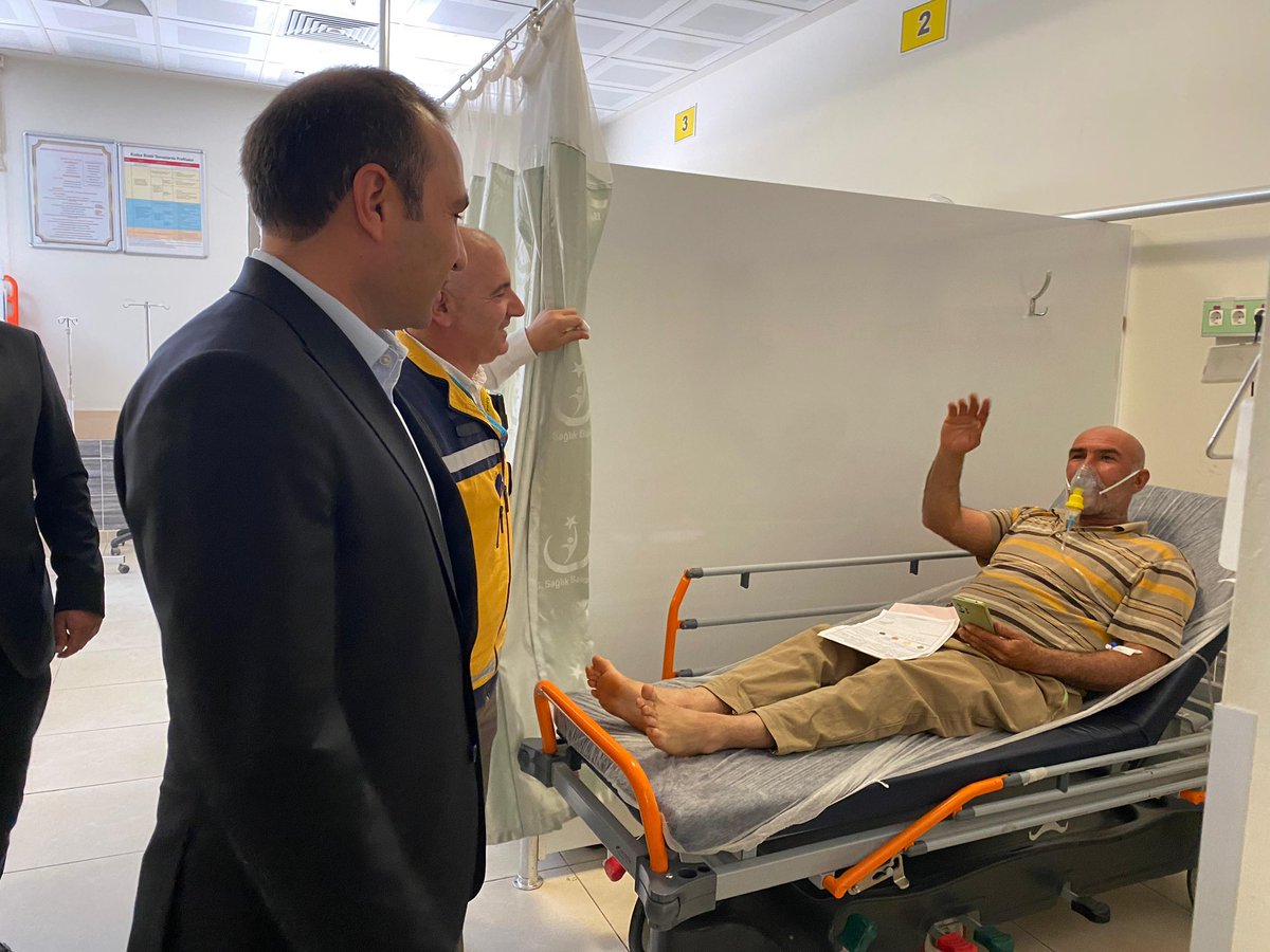 Kaymakamımız Sayın Çağlar Partal, Kurban Bayramı kutlamaları kapsamında ilçemizde görev yapan sağlık çalışanlarını, emniyet ve jandarma personelini ziyaret etti.