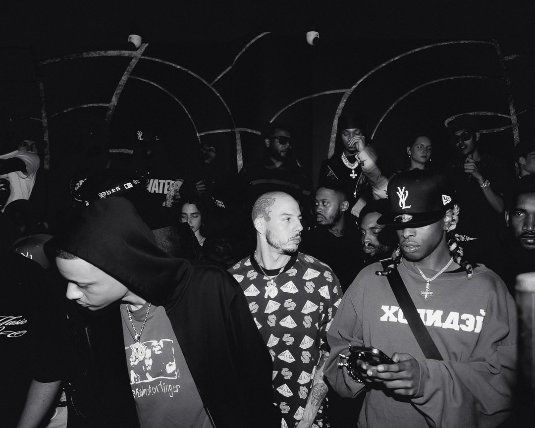 mitchmodes's tweet image. 00XO In ya city all summer 💯