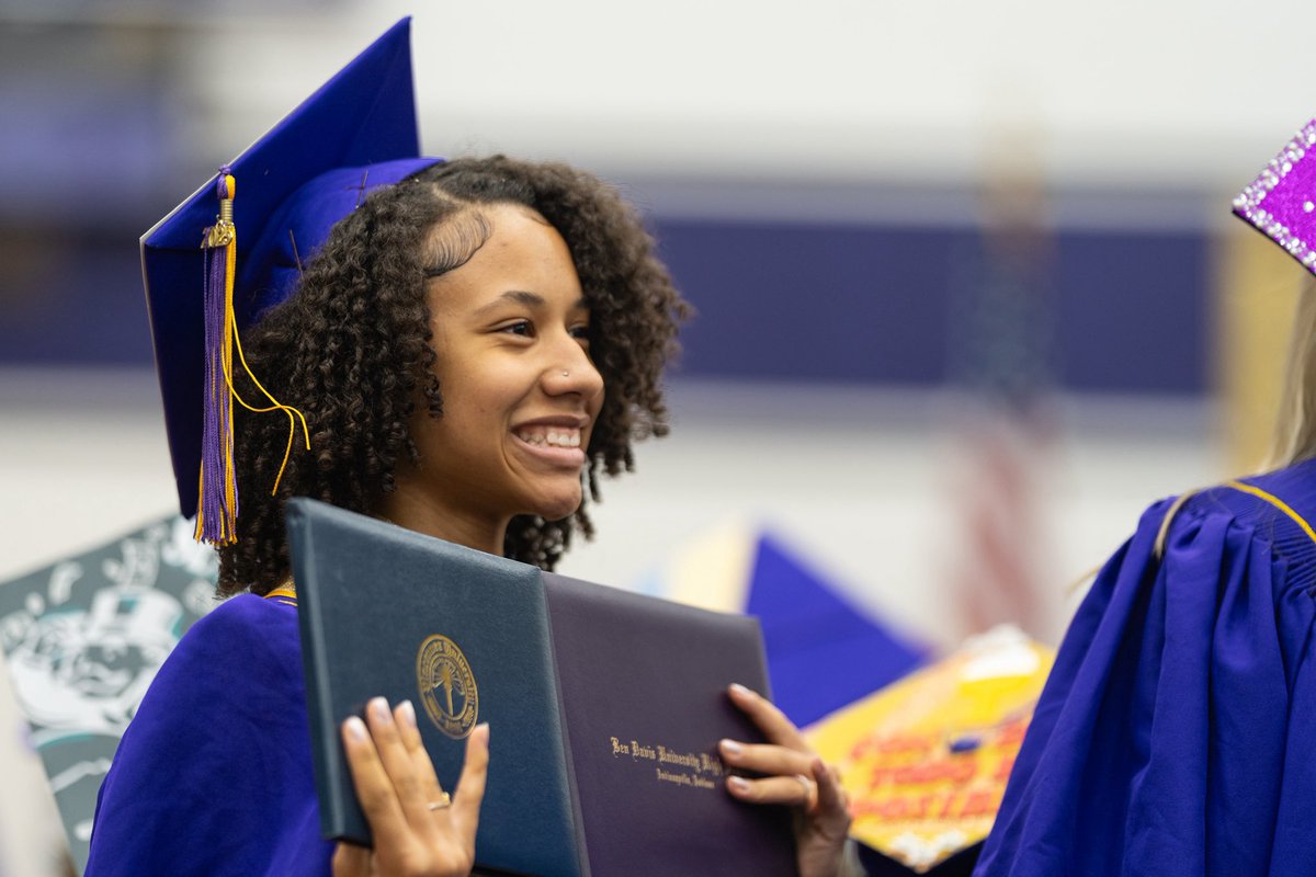 That’s a wrap for Ben Davis University High School! In addition to earning their high school diploma, 100% of our graduates also earned their associates degree! We’re so proud of the Class of 2025! #WeAreWayne