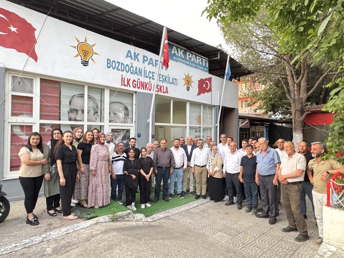 📍Bozdoğan  

AK Parti #Bozdoğan İlçe Başkanlığımız tarafından düzenlenen bayramlaşma programında; teşkilat mensuplarımız ve kıymetli hemşehrilerimizle bir araya gelerek bayramın coşkusunu, muhabbetini ve kardeşliğini hep birlikte yaşadık.  

Bu güzel buluşmanın; gönül