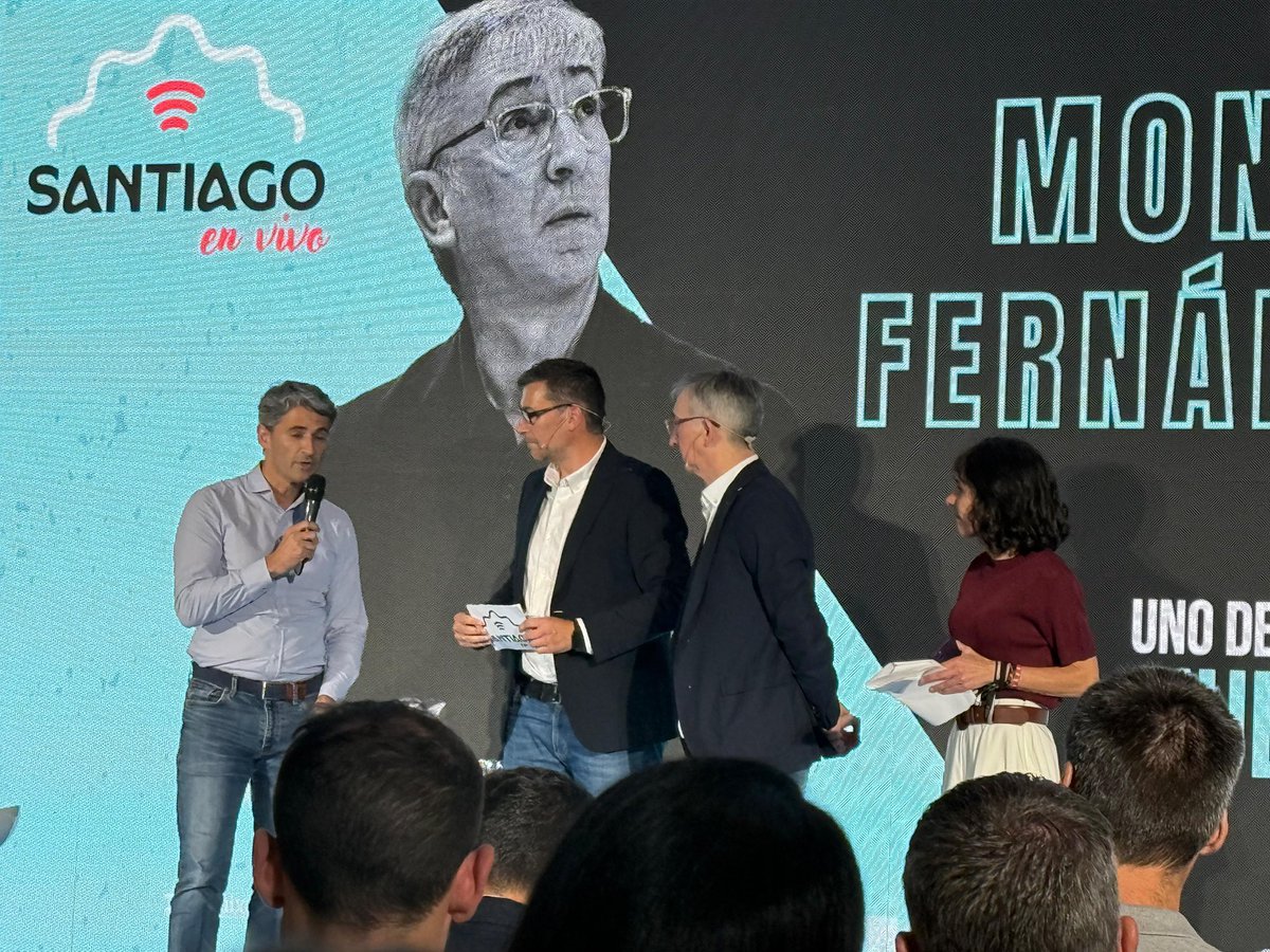 Un homenaje inolvidable… y este equipazo detrás.
Gracias Pablo, Carlos, y Óscar — el organizador que nunca aparece, pero siempre está.
Y a Javi, aunque no esté en la foto, también.
¡Gracias por tanto! ☺️ Y tant!!! 
 #TrabajoEnEquipo #Gracias