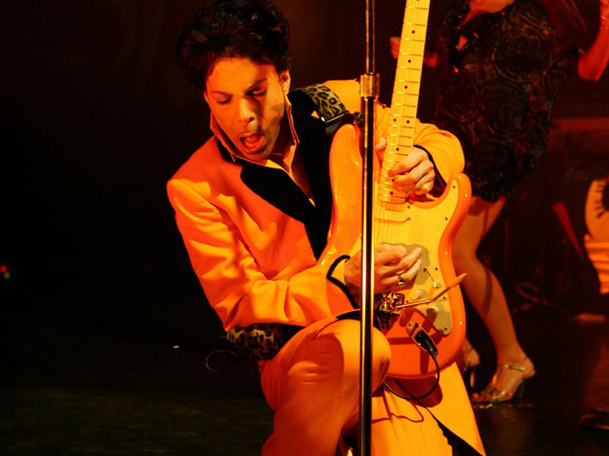 gqland's tweet image. #Prince 6/7/58-4/21/16 #ThePurpleOne #ThePurpleYoda