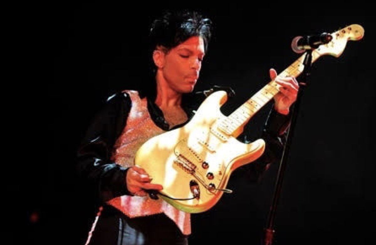 gqland's tweet image. #Prince 6/7/58-4/21/16 #ThePurpleOne #ThePurpleYoda