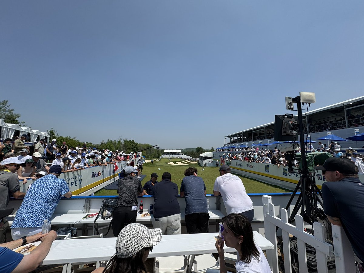 Darren Dupont (@darrendupont) on Twitter photo What’s been the best part of the <a href="/RBCCanadianOpen/">RBC Canadian Open</a>?
The number of people in #LetsGoOilers gear. 🇨🇦 What’s been the best part of the <a href="/RBCCanadianOpen/">RBC Canadian Open</a>?
The number of people in #LetsGoOilers gear. 🇨🇦