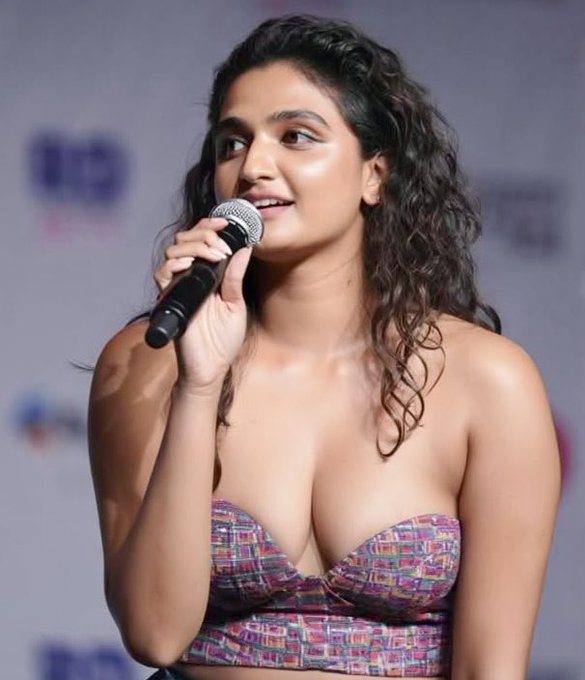 Gs21Cb0W8AAsYjR?format=jpg&name=small