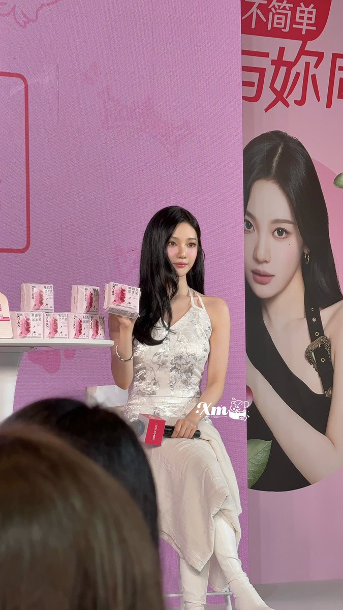 -joyycee tweet media