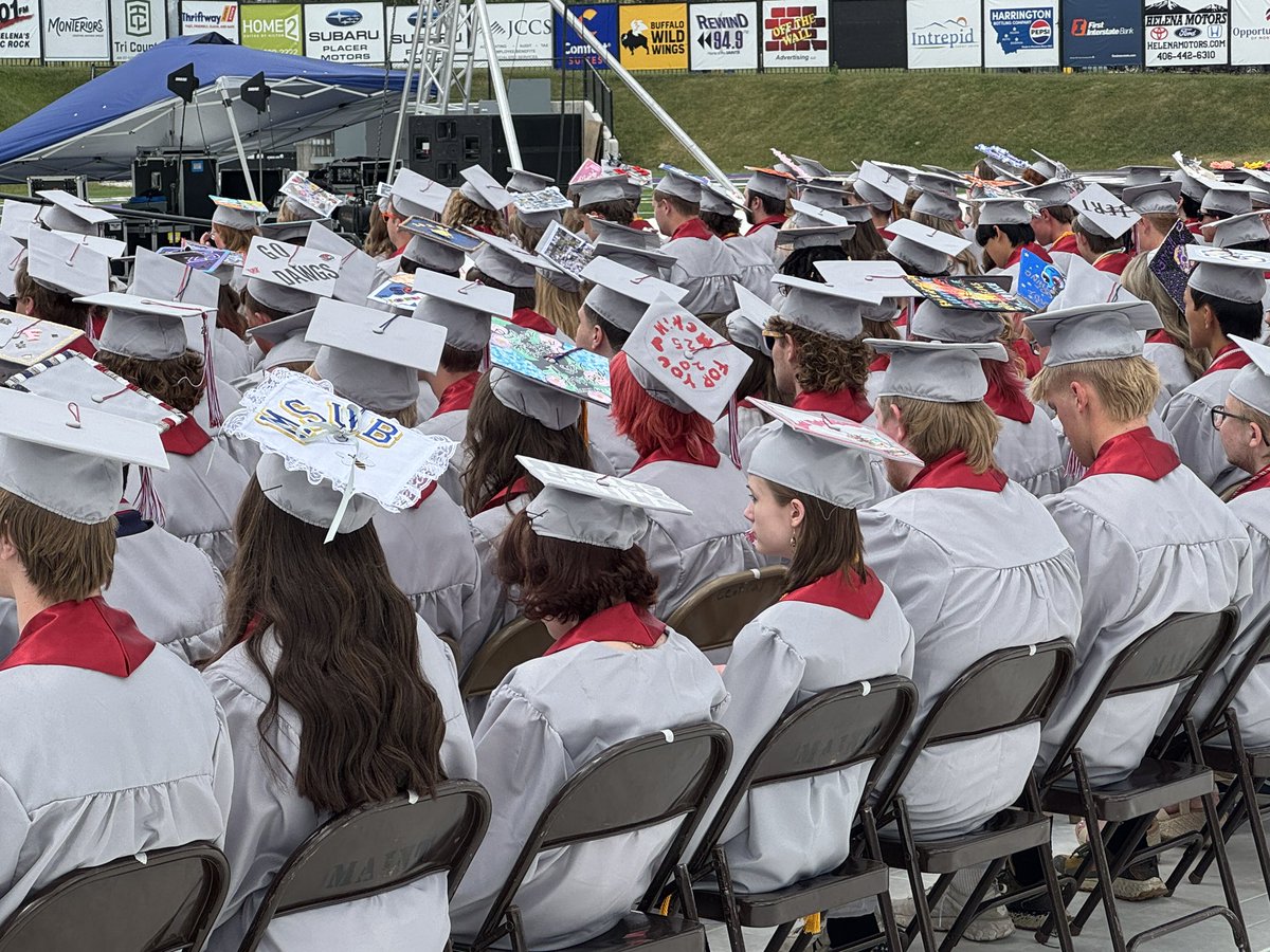 This morning in #HelenaMT, 224 Helena High School students are celebrating their graduation.